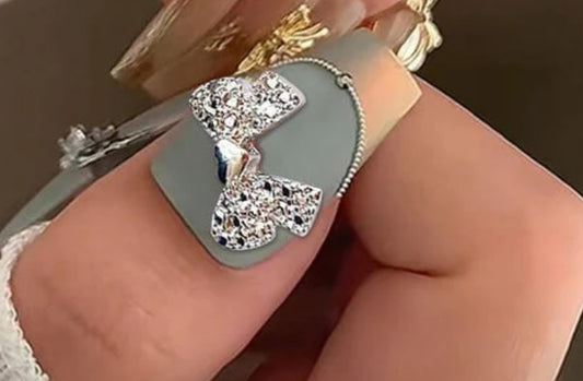 Décoration nails 1pcs - Le noeud