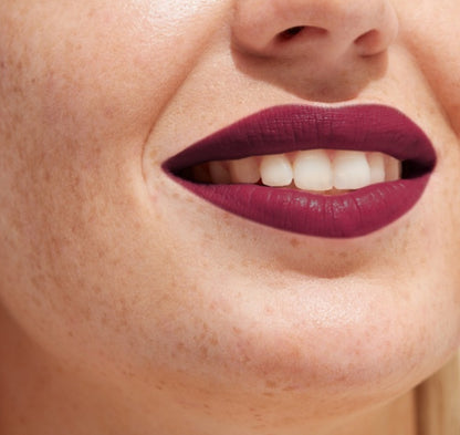 VELVET TOUCH LIPSTICK - 170 NIGHT KISS GOSH