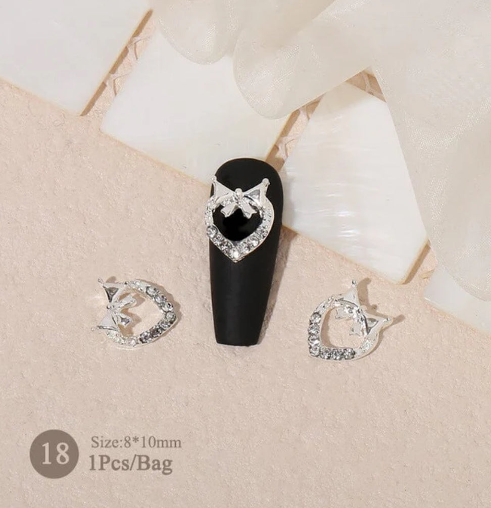 Décoration nails 1pcs -  Le coeur Ref 56838-18